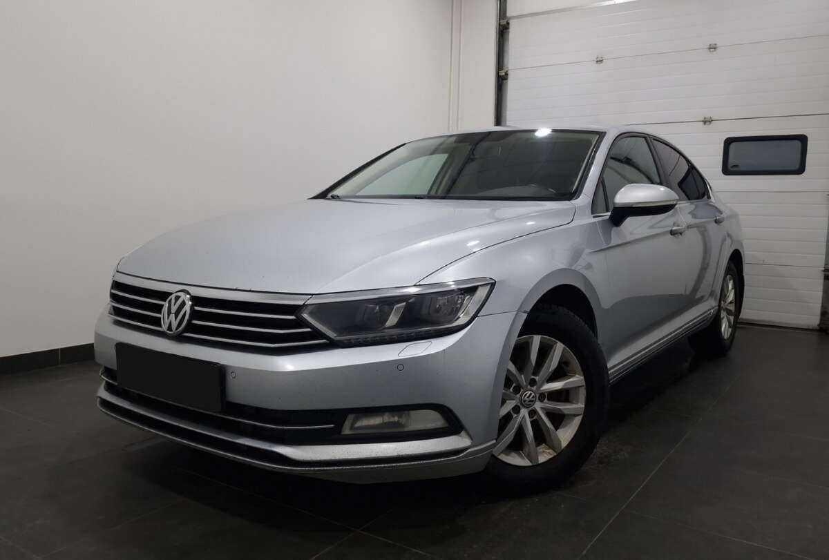 Купить Volkswagen Passat с пробегом. Фото: #0