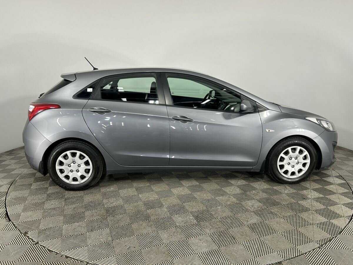 Купить Hyundai i30 с пробегом. Фото: #3
