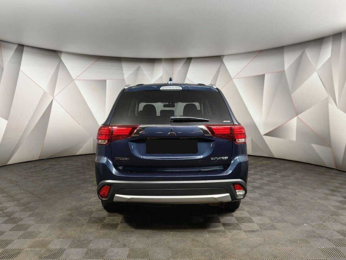 Купить Mitsubishi Outlander с пробегом. Фото: #7
