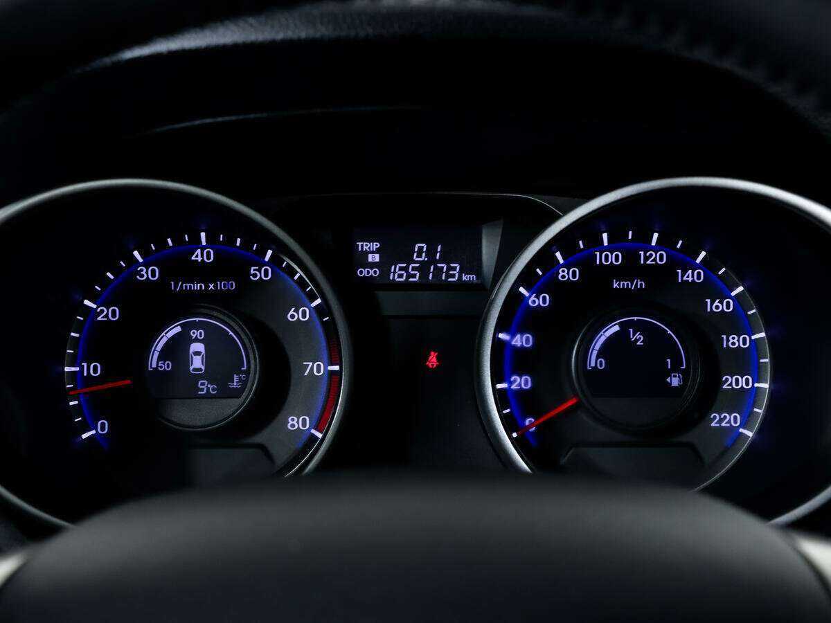 Купить Hyundai ix35 с пробегом. Фото: #14
