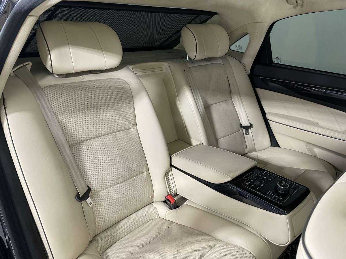 Купить Hyundai Equus с пробегом. Фото: #14
