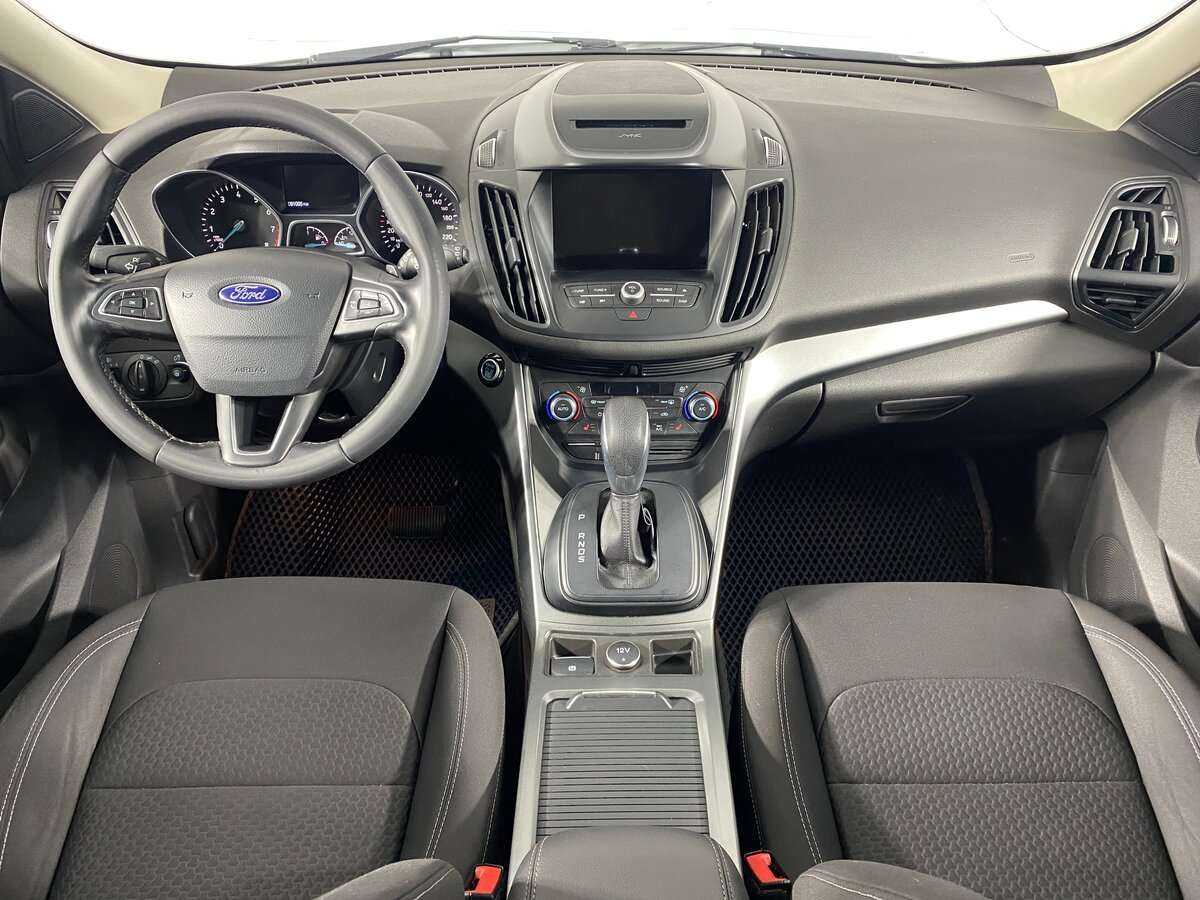 Купить Ford Kuga с пробегом. Фото: #8
