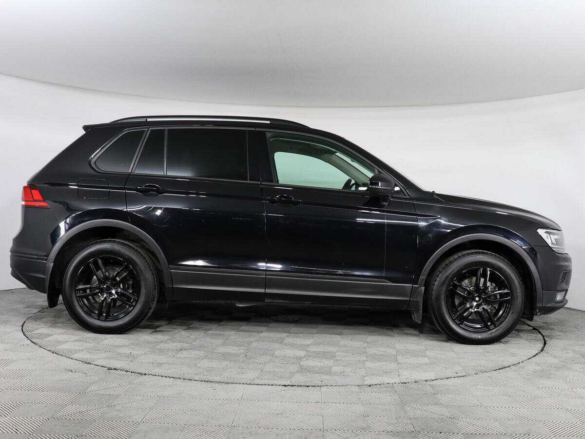 Купить Volkswagen Tiguan с пробегом. Фото: #3