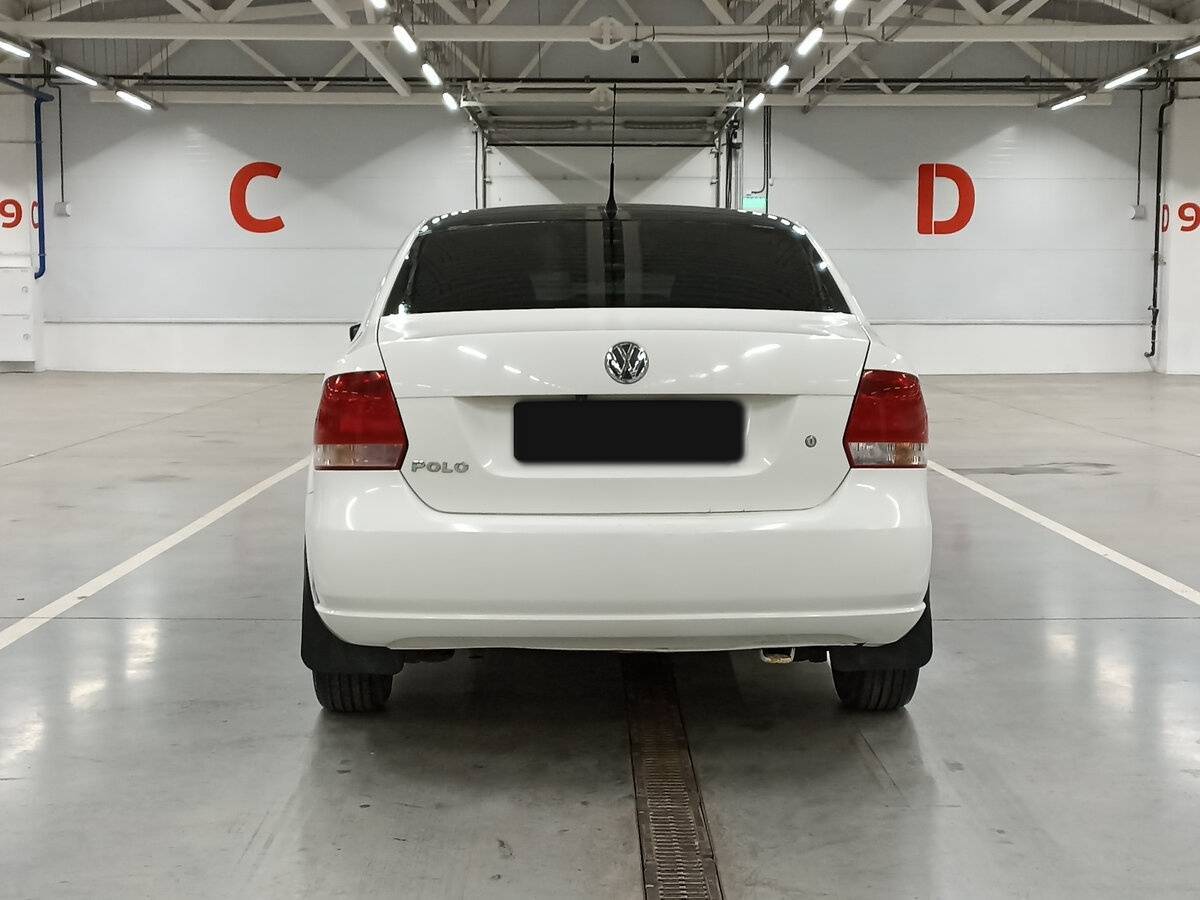 Купить Volkswagen Polo с пробегом. Фото: #5