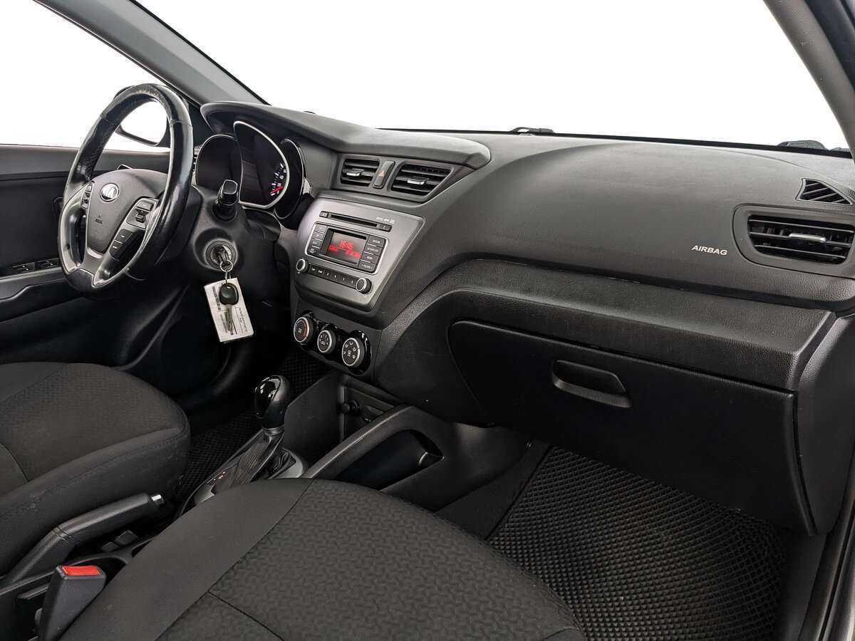 Купить Kia Rio с пробегом. Фото: #9