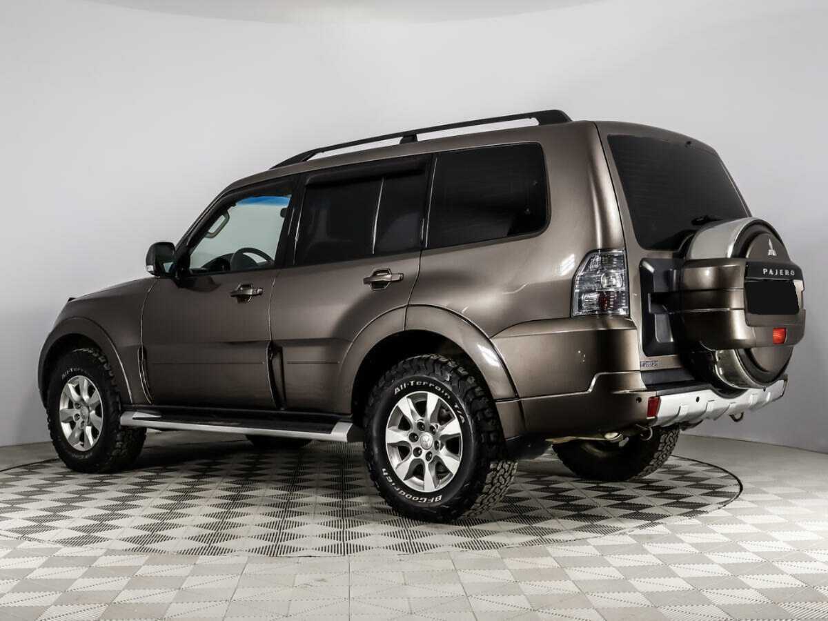 Купить Mitsubishi Pajero с пробегом. Фото: #6