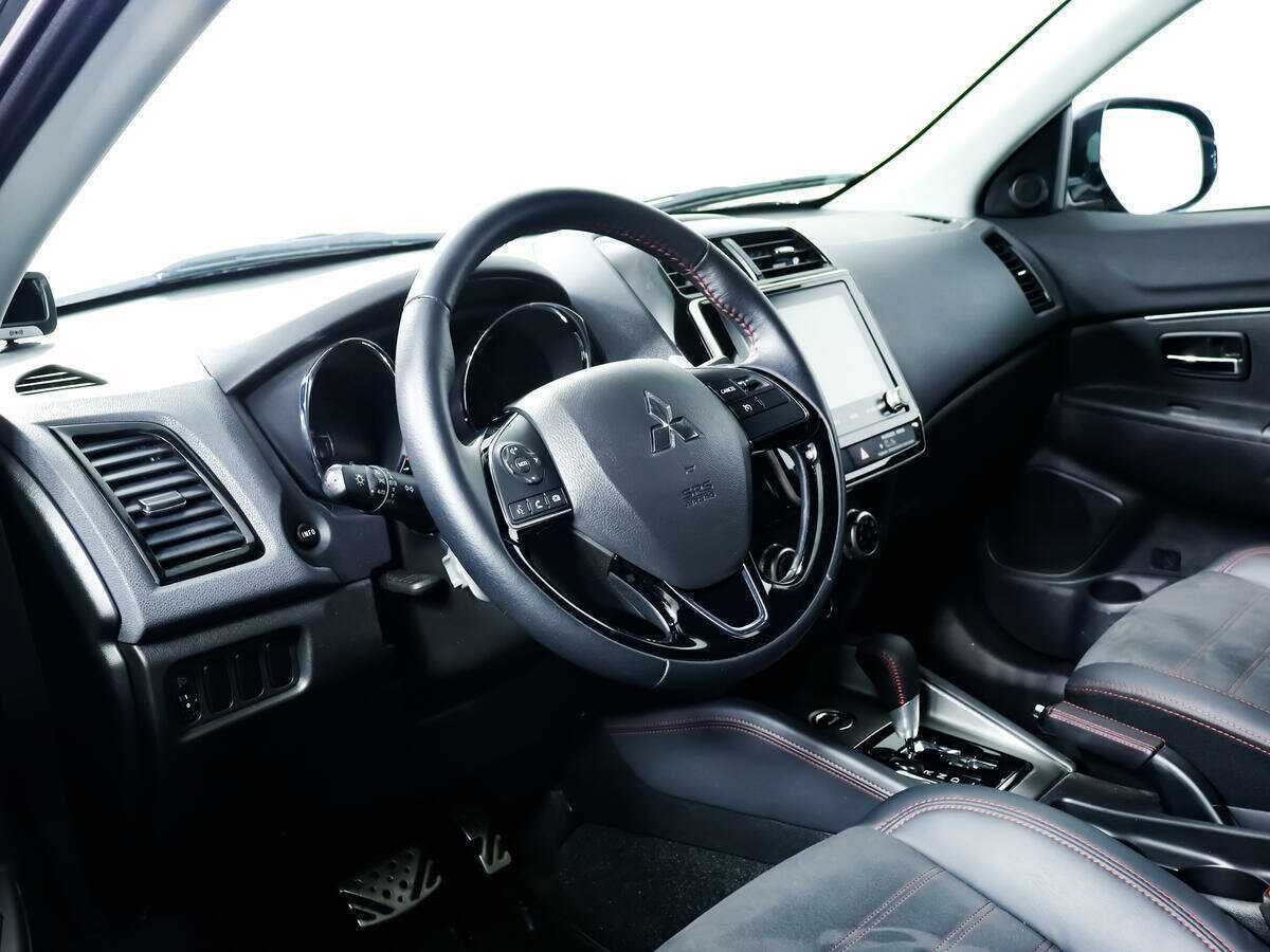 Купить Mitsubishi ASX с пробегом. Фото: #12