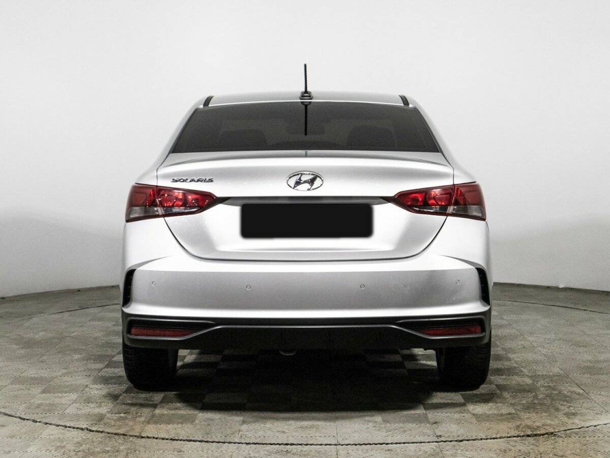 Купить Hyundai Solaris с пробегом. Фото: #5