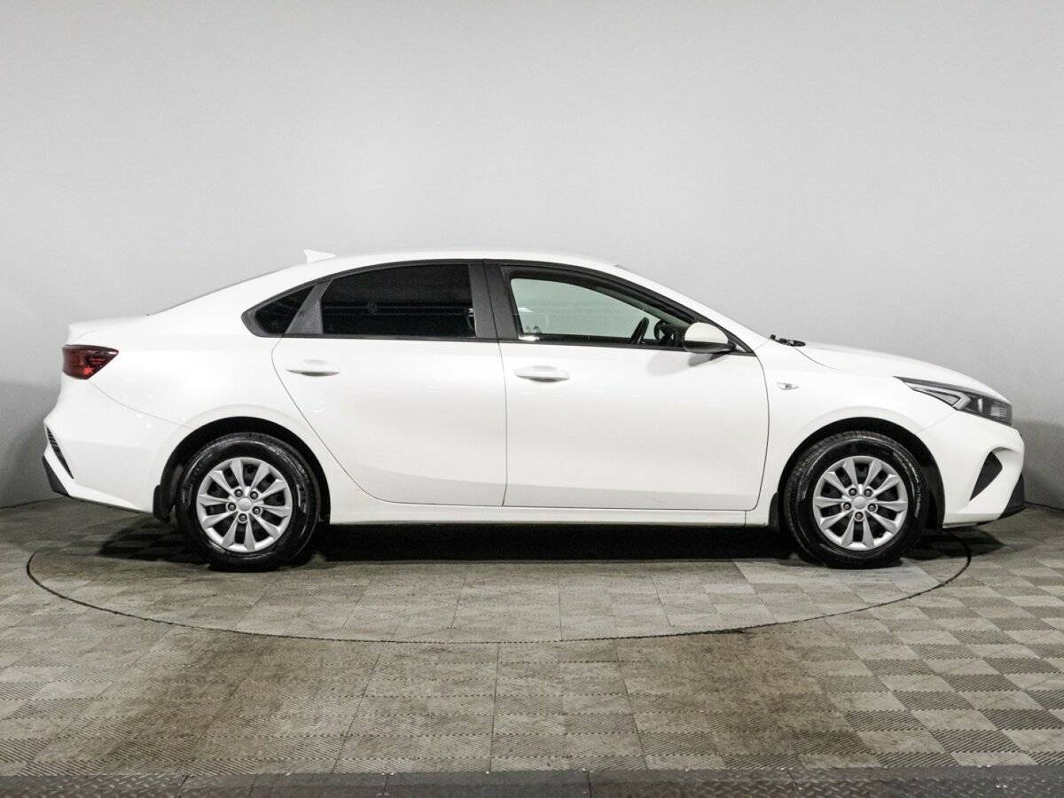 Купить Kia Cerato с пробегом. Фото: #2