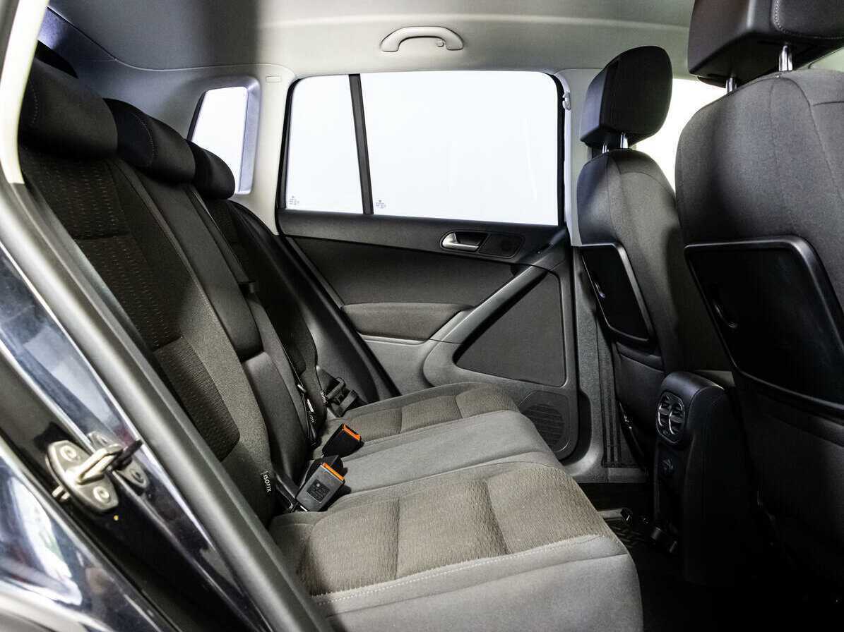 Купить Volkswagen Tiguan с пробегом. Фото: #16