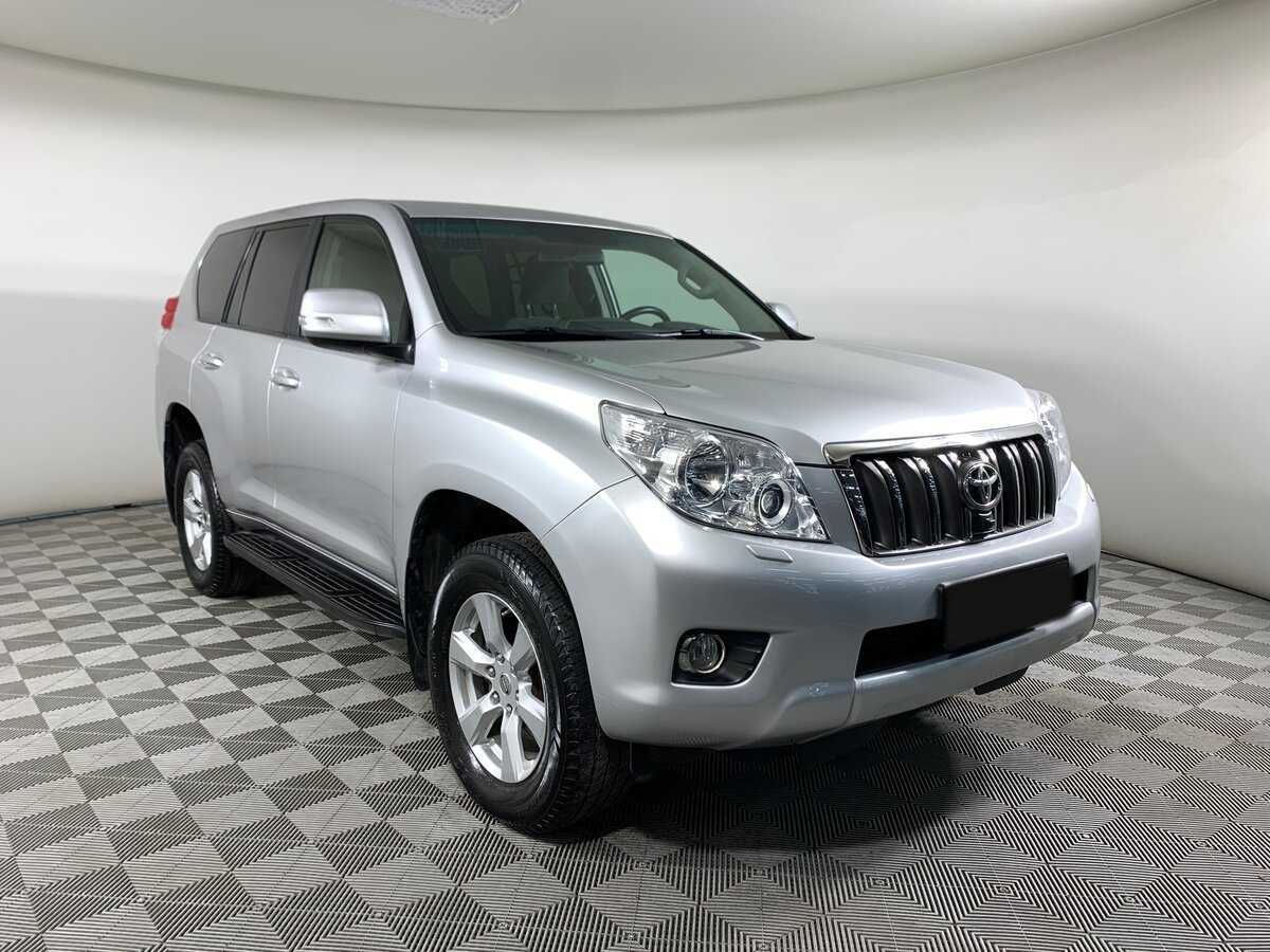 Купить Toyota Land Cruiser Prado с пробегом. Фото: #2