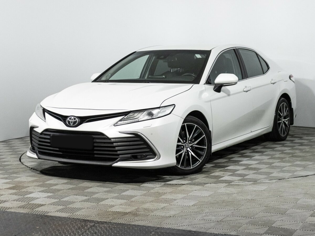 Купить Toyota Camry с пробегом. Посмотреть фото