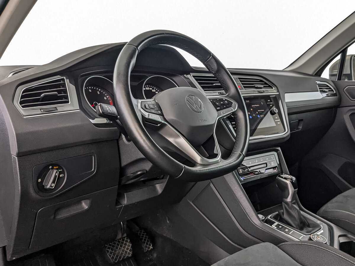 Купить Volkswagen Tiguan с пробегом. Фото: #10