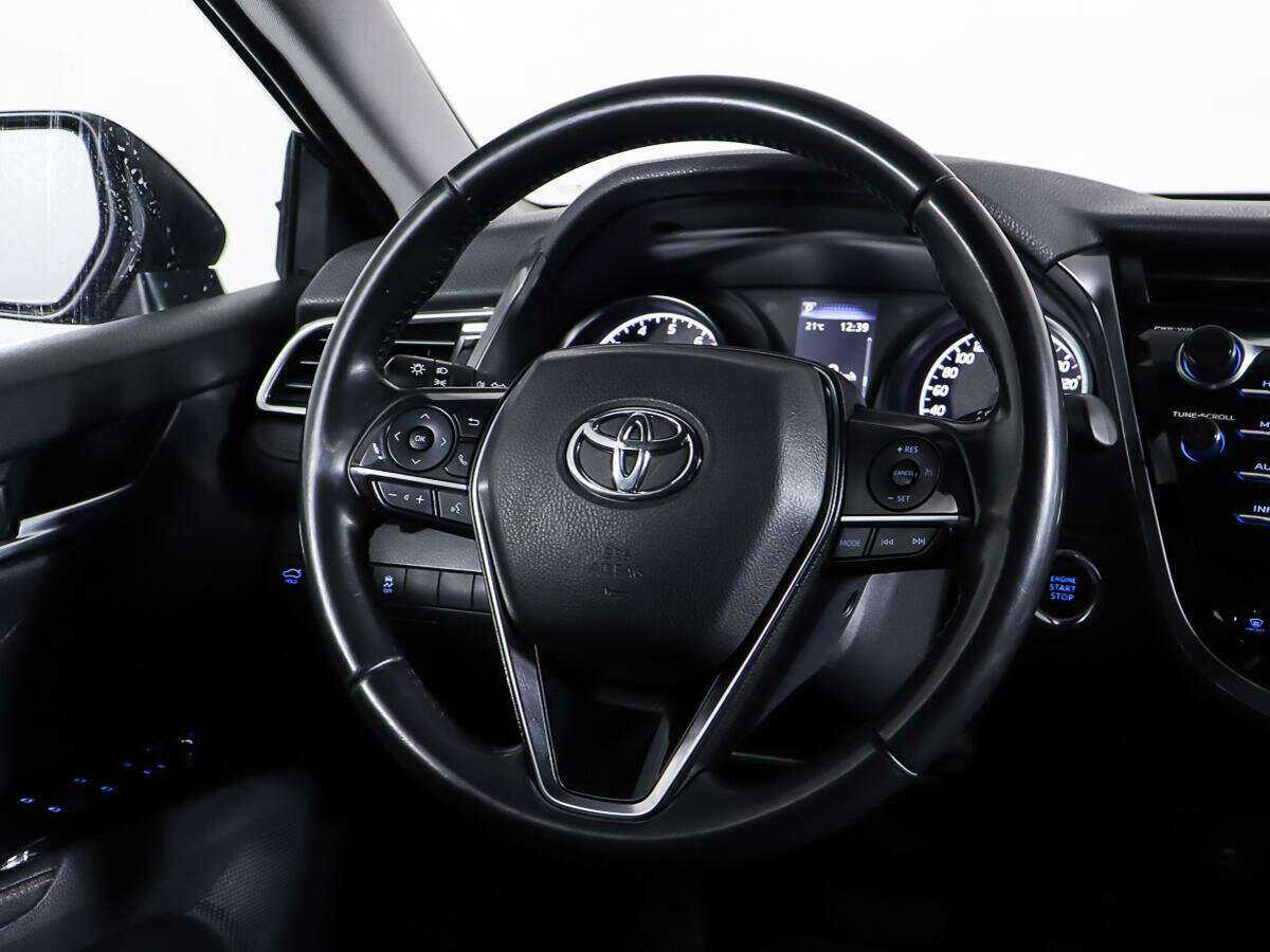Купить Toyota Camry с пробегом. Фото: #13