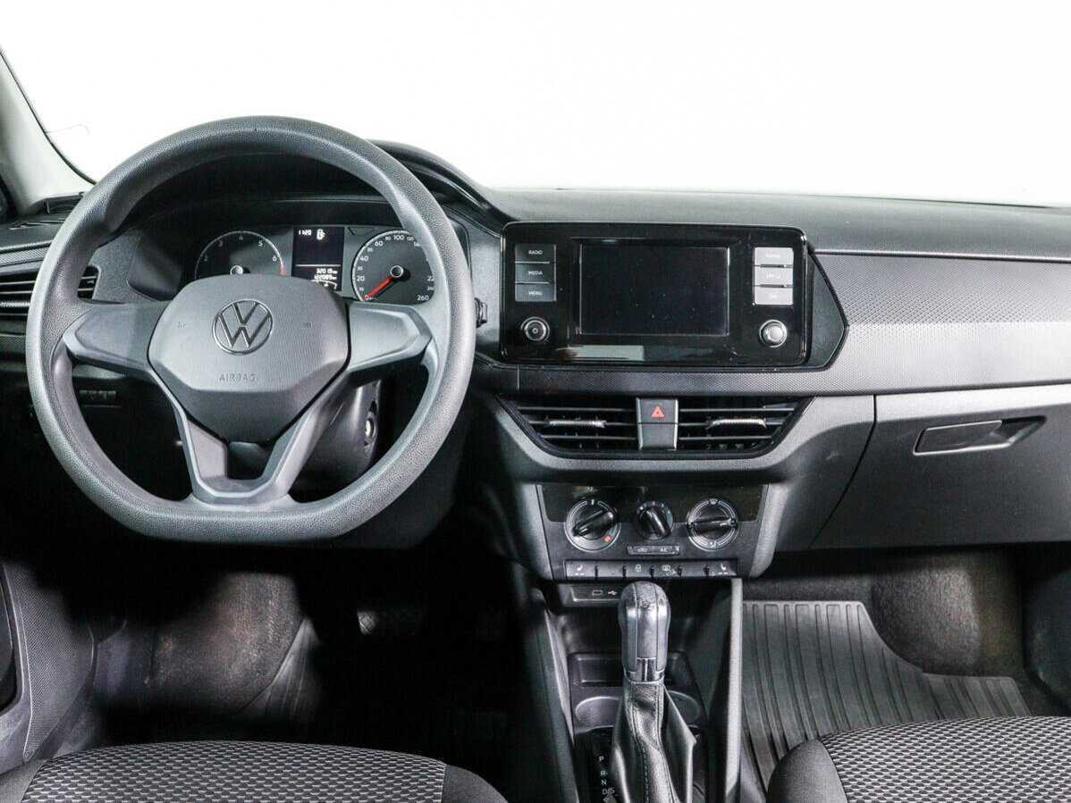 Купить Volkswagen Polo с пробегом. Фото: #11
