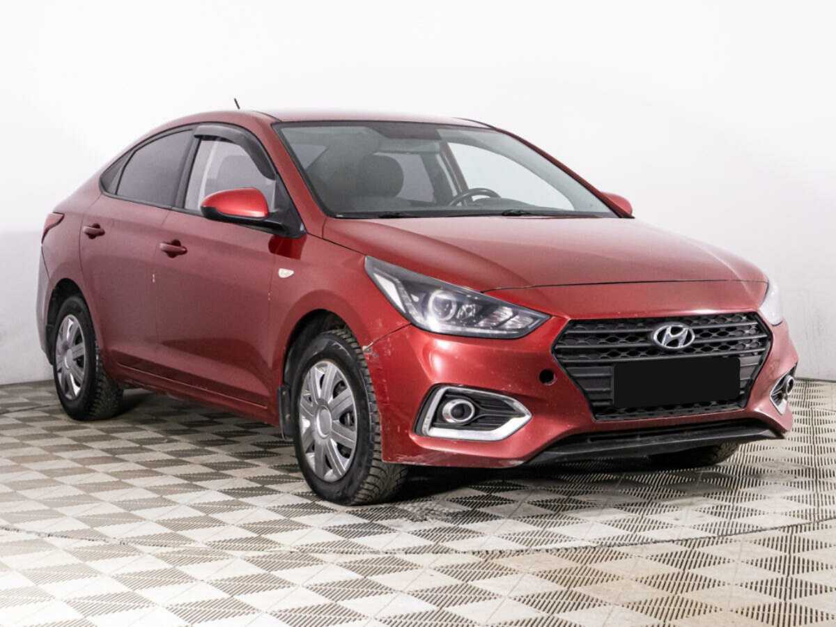 Купить Hyundai Solaris с пробегом. Фото: #2