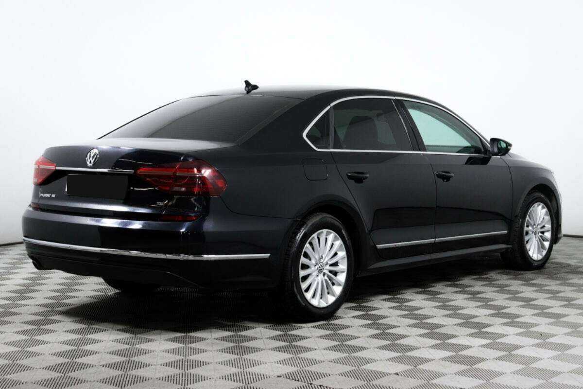 Купить Volkswagen Passat с пробегом. Фото: #4