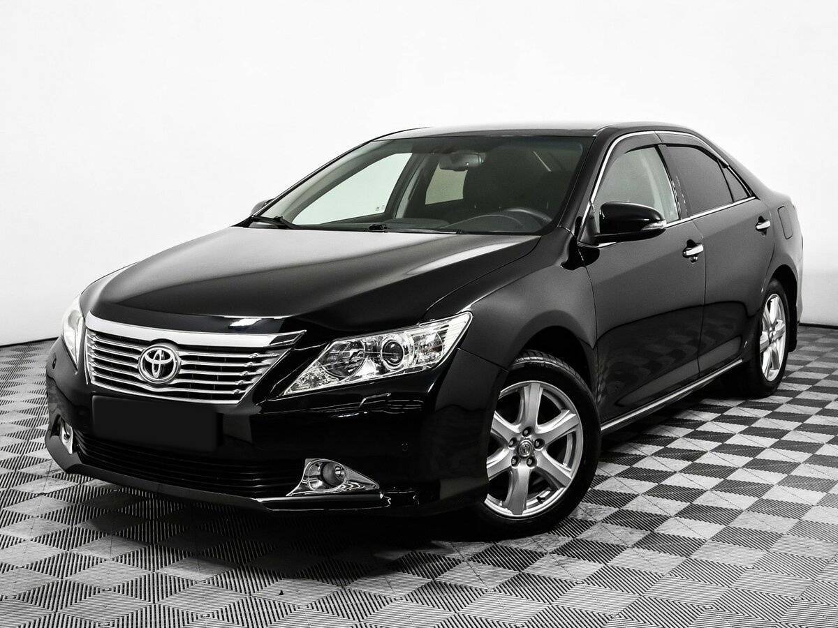 Купить Toyota Camry с пробегом. Посмотреть фото