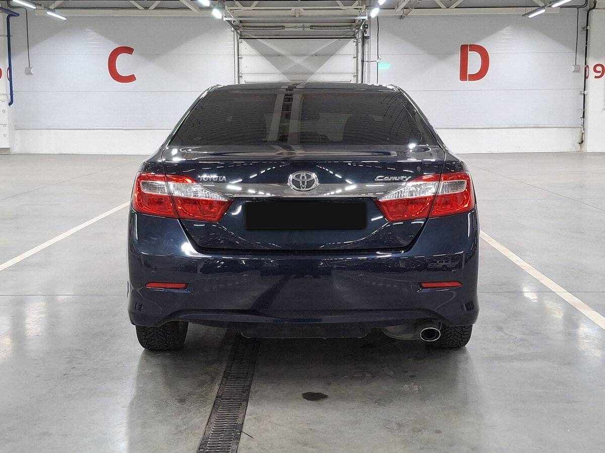 Купить Toyota Camry с пробегом. Фото: #5