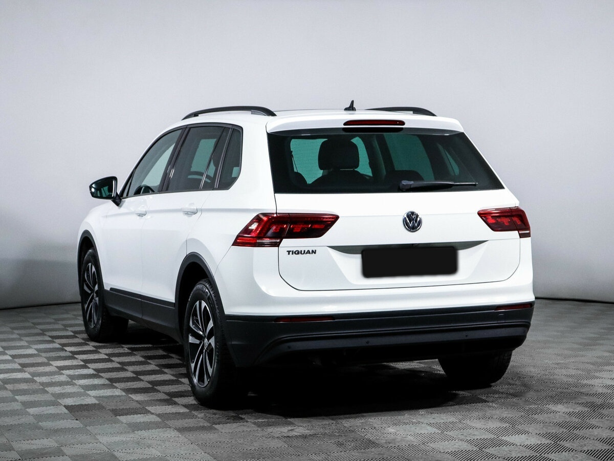 Купить Volkswagen Tiguan с пробегом. Фото: #5