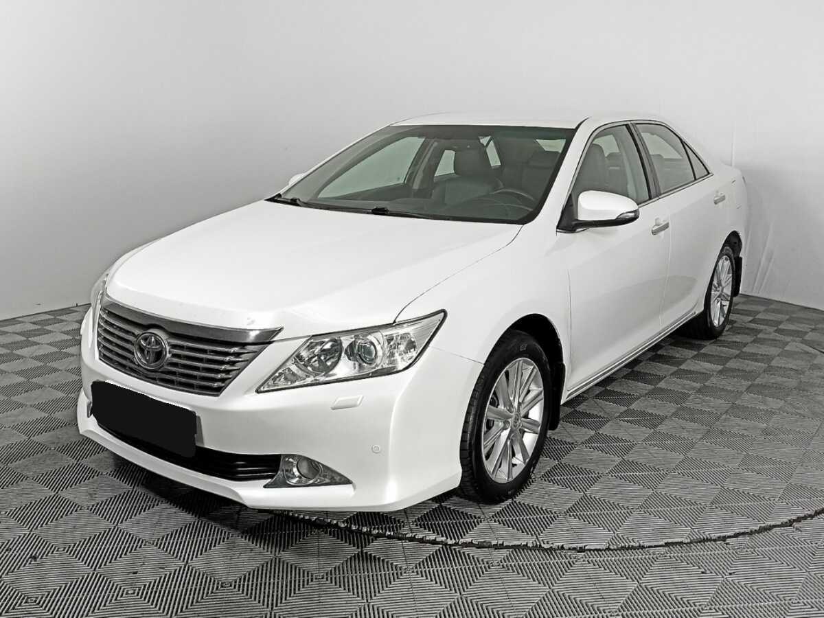 Купить Toyota Camry с пробегом. Посмотреть фото