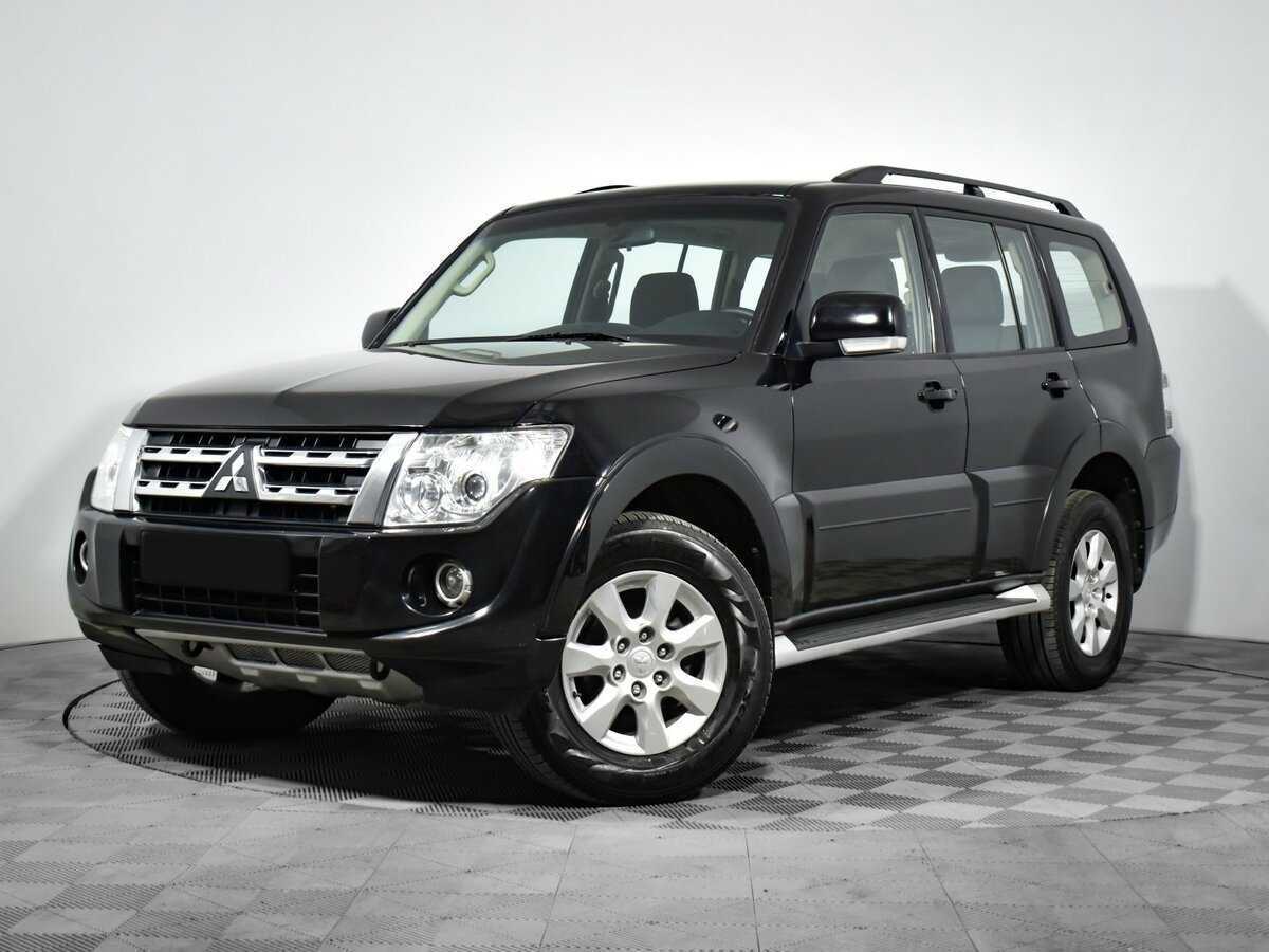 Купить Mitsubishi Pajero с пробегом. Посмотреть фото
