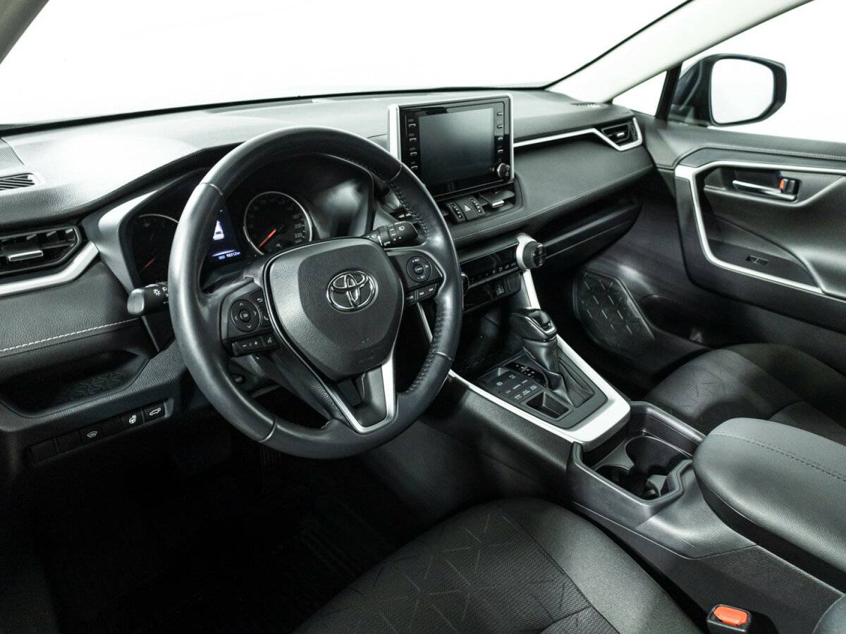 Купить Toyota RAV4 с пробегом. Фото: #8