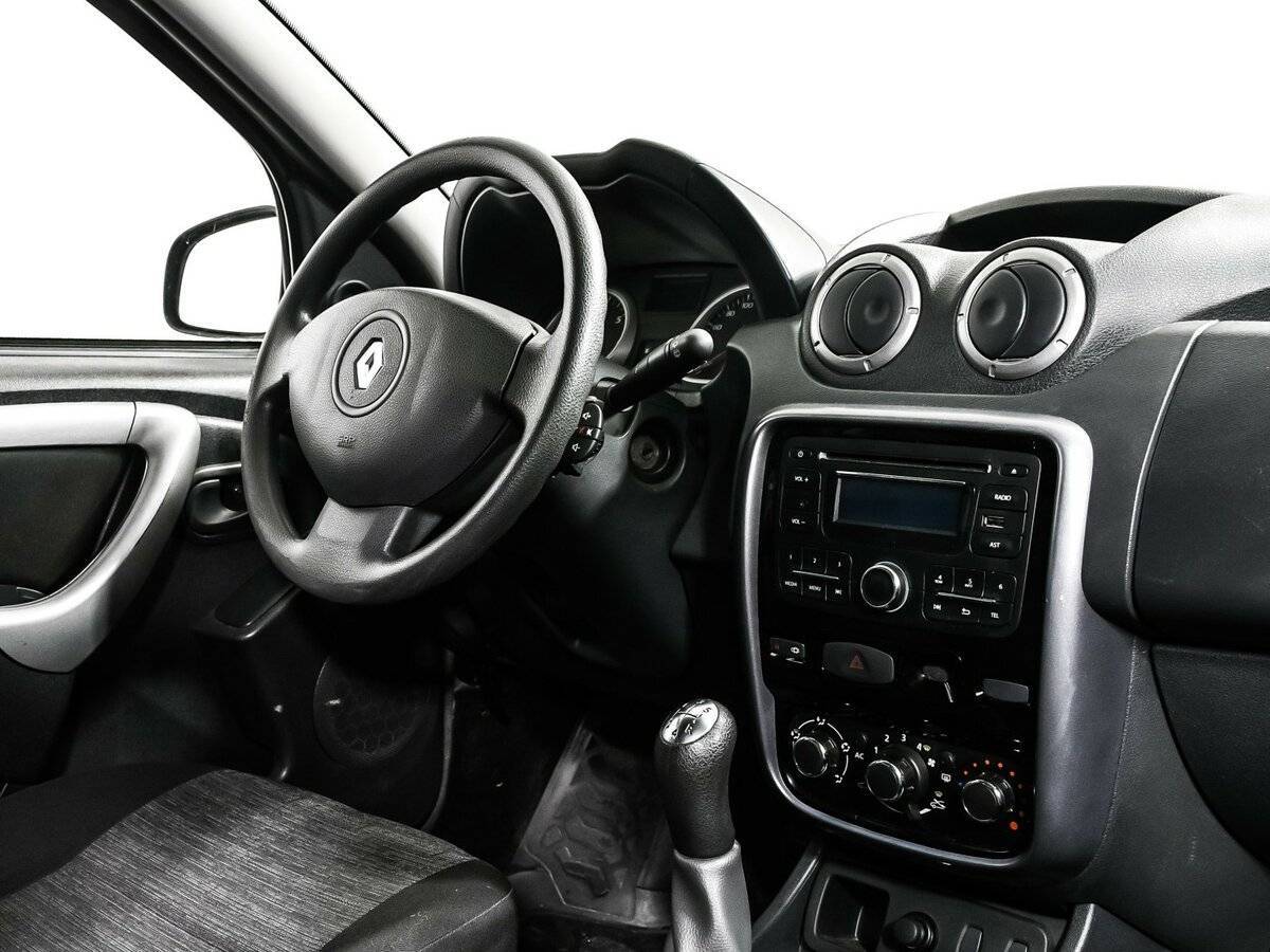 Купить Renault Duster с пробегом. Фото: #8