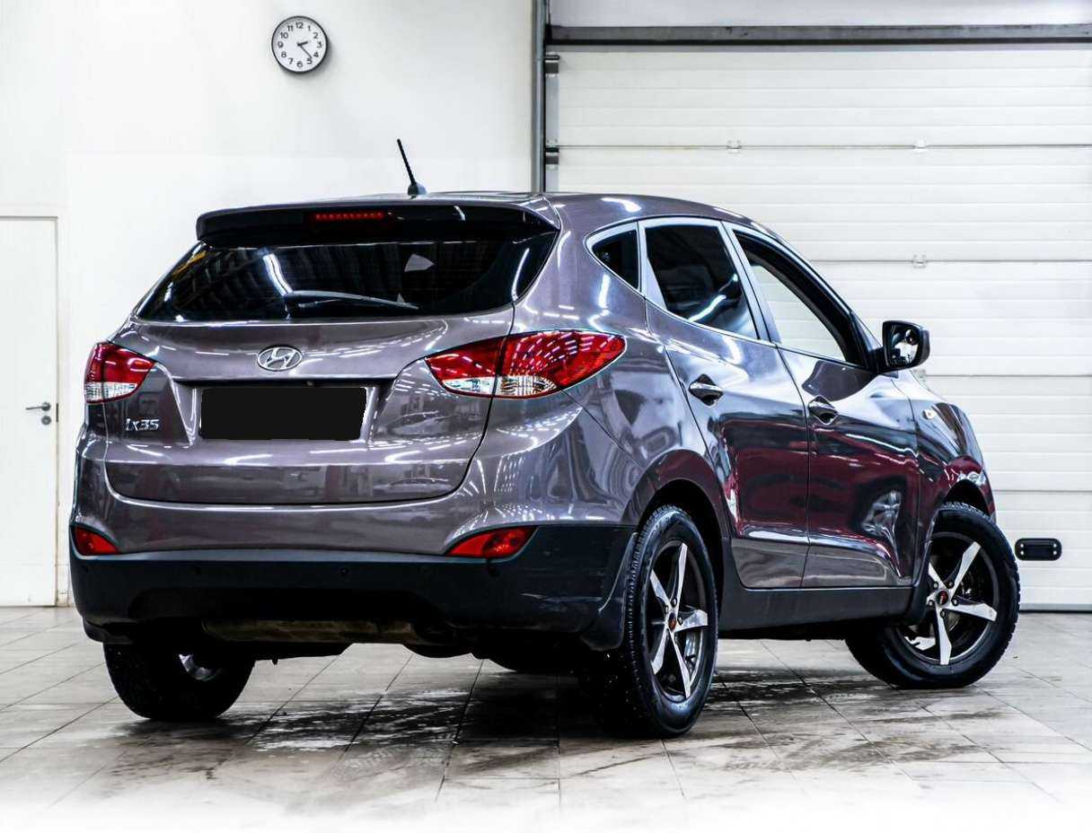Купить Hyundai ix35 с пробегом. Фото: #2