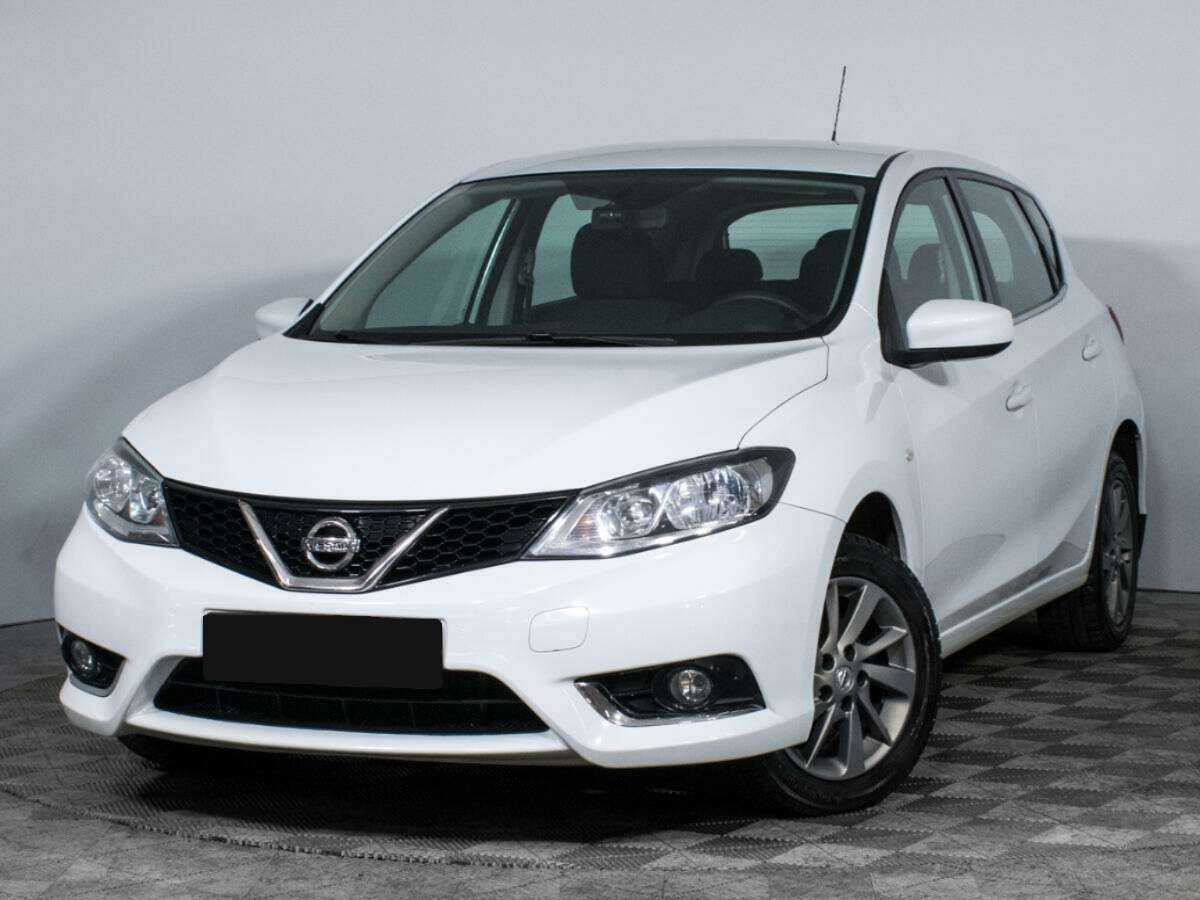 Купить Nissan Tiida с пробегом. Посмотреть фото