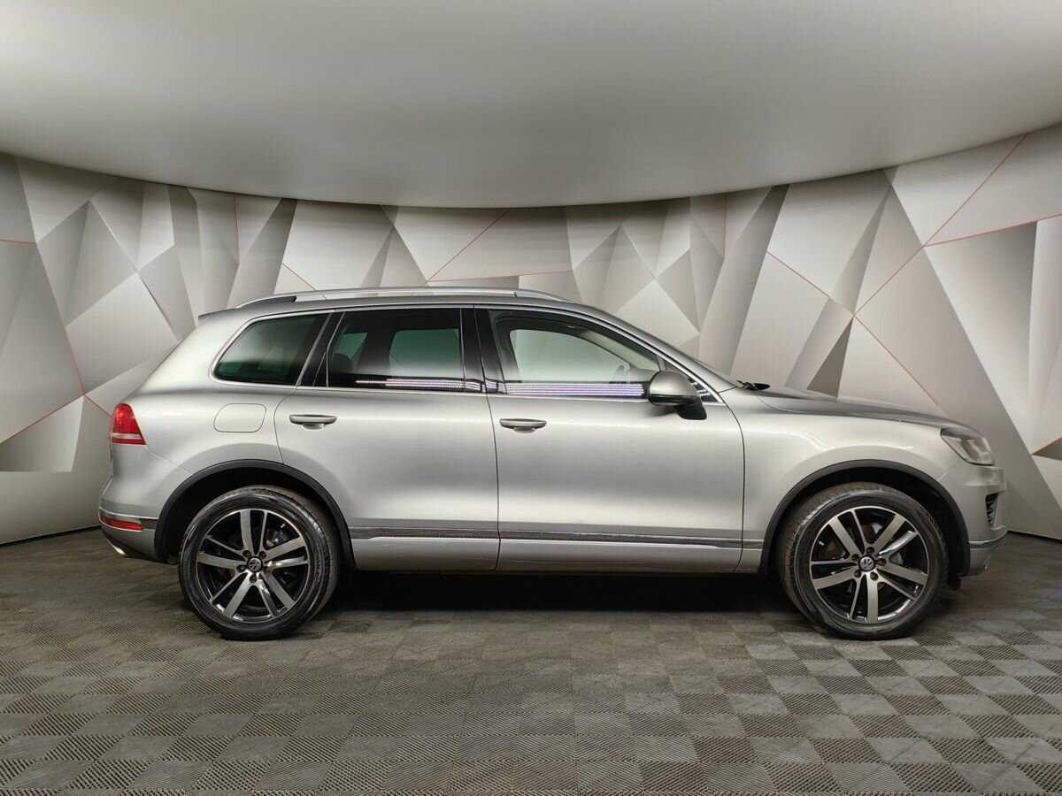 Купить Volkswagen Touareg с пробегом. Фото: #5