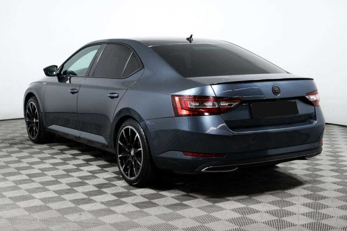 Купить Skoda Superb с пробегом. Фото: #6
