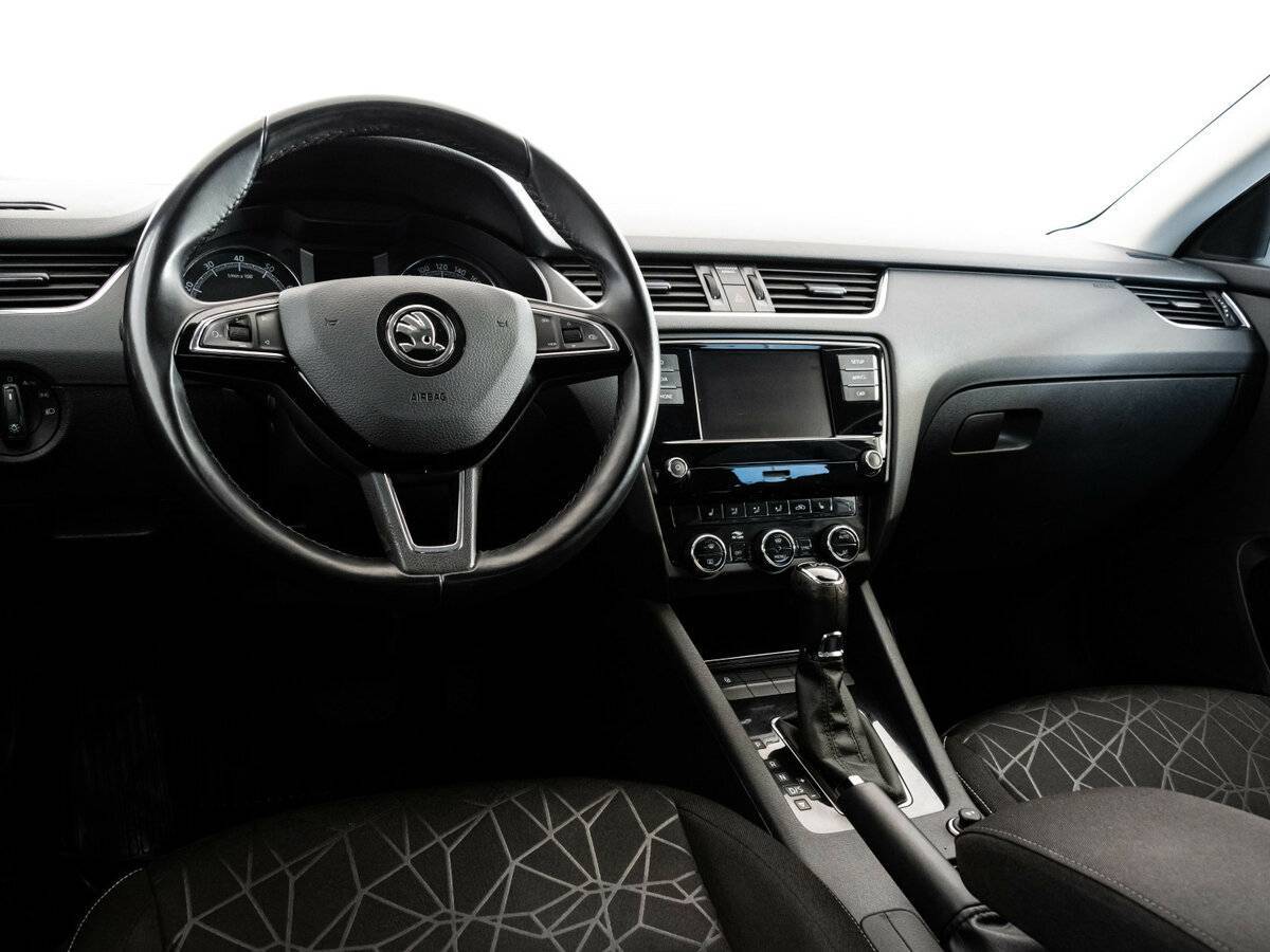 Купить Skoda Octavia с пробегом. Фото: #10