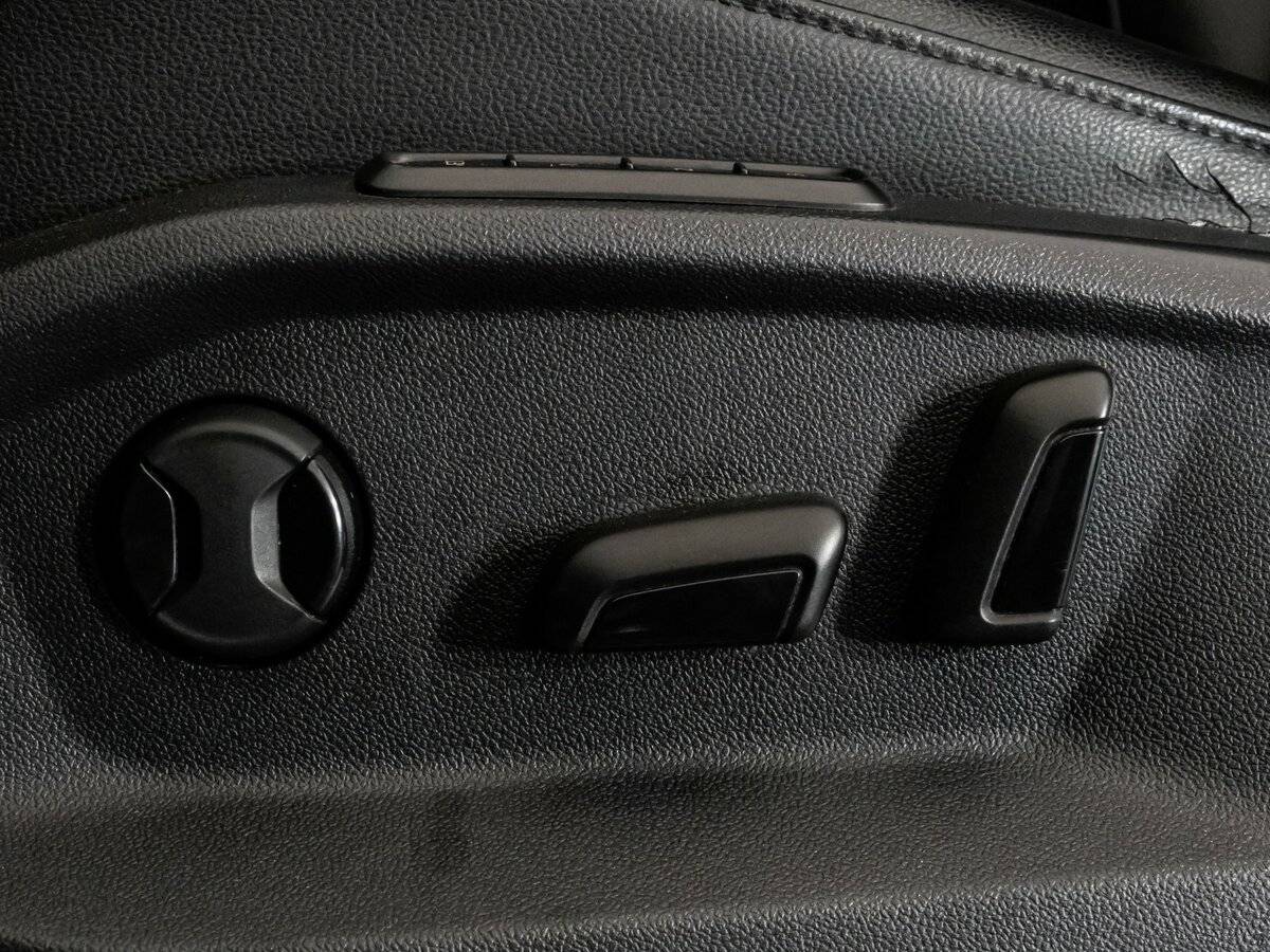 Купить Volkswagen Tiguan с пробегом. Фото: #14
