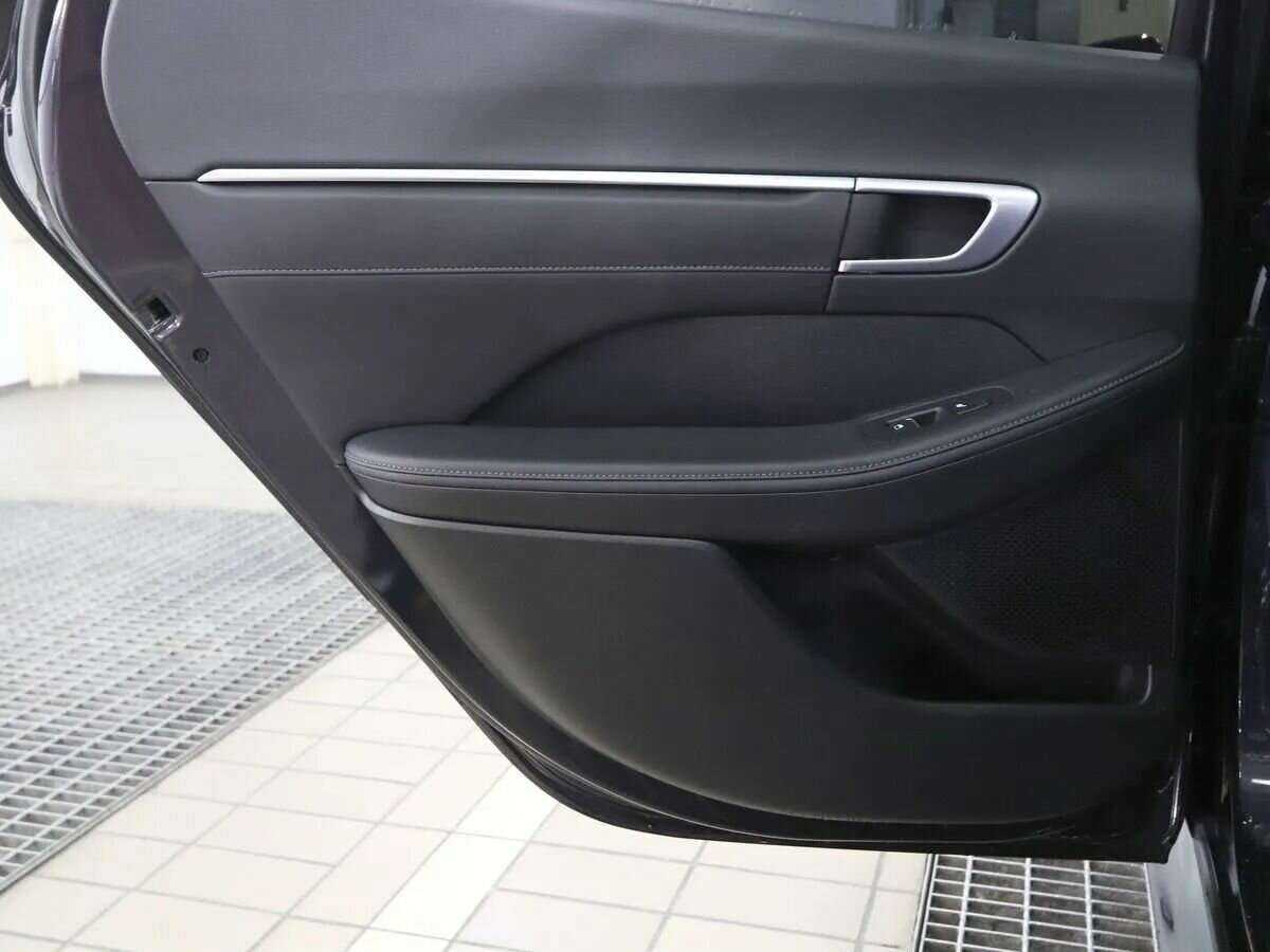 Купить Hyundai Sonata с пробегом. Фото: #13