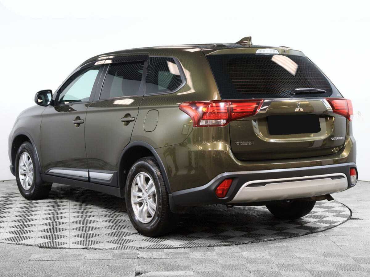 Купить Mitsubishi Outlander с пробегом. Фото: #5