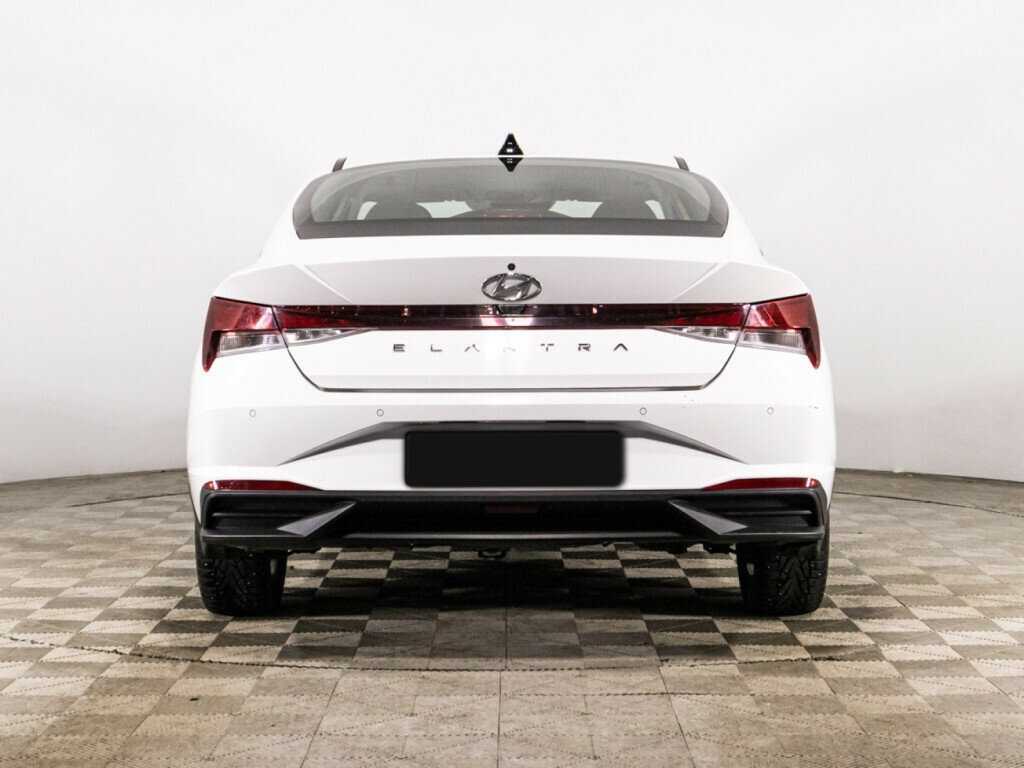 Купить Hyundai Elantra с пробегом. Фото: #5