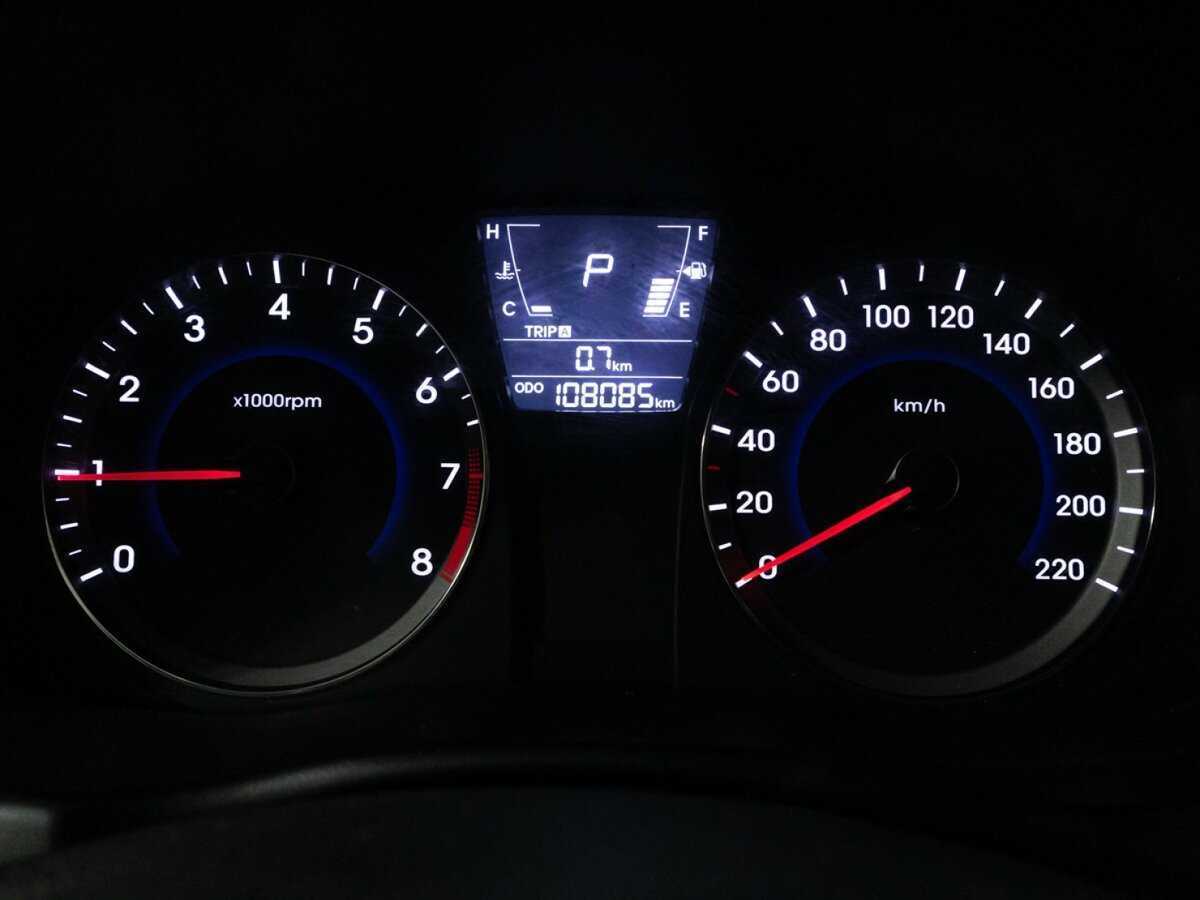 Купить Hyundai Solaris с пробегом. Фото: #11