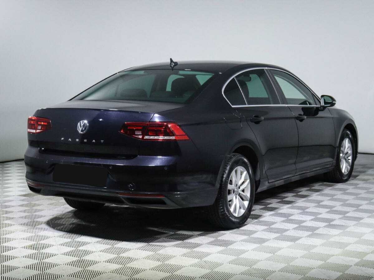 Купить Volkswagen Passat с пробегом. Фото: #4