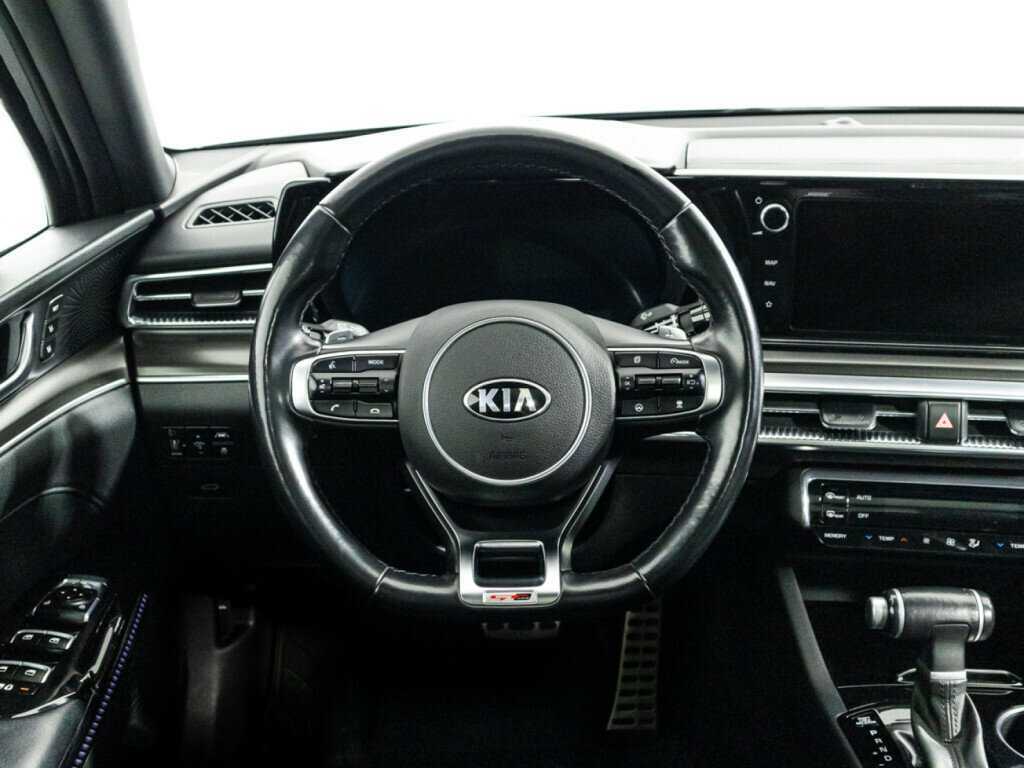 Купить Kia K5 с пробегом. Фото: #20
