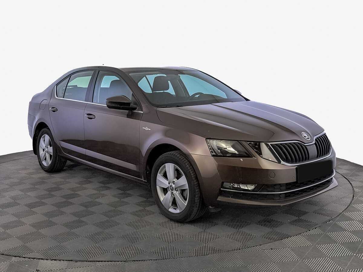 Купить Skoda Octavia с пробегом. Фото: #2