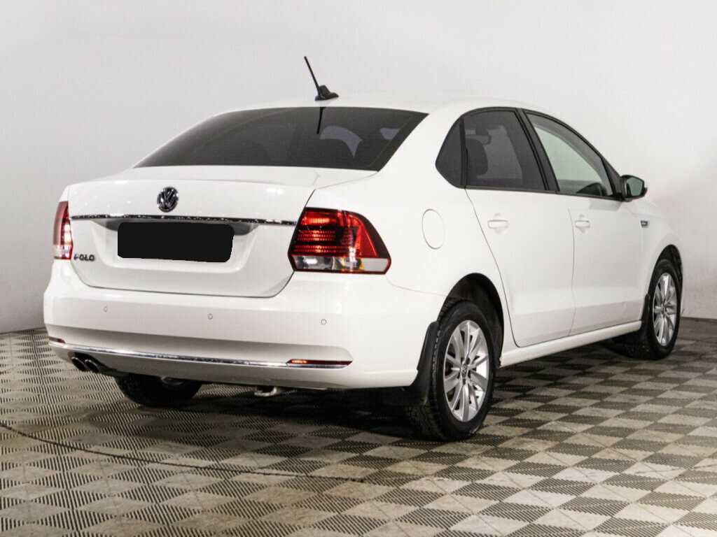 Купить Volkswagen Polo с пробегом. Фото: #4