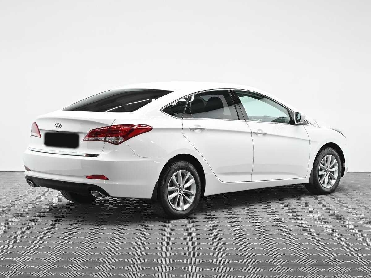 Купить Hyundai i40 с пробегом. Фото: #2