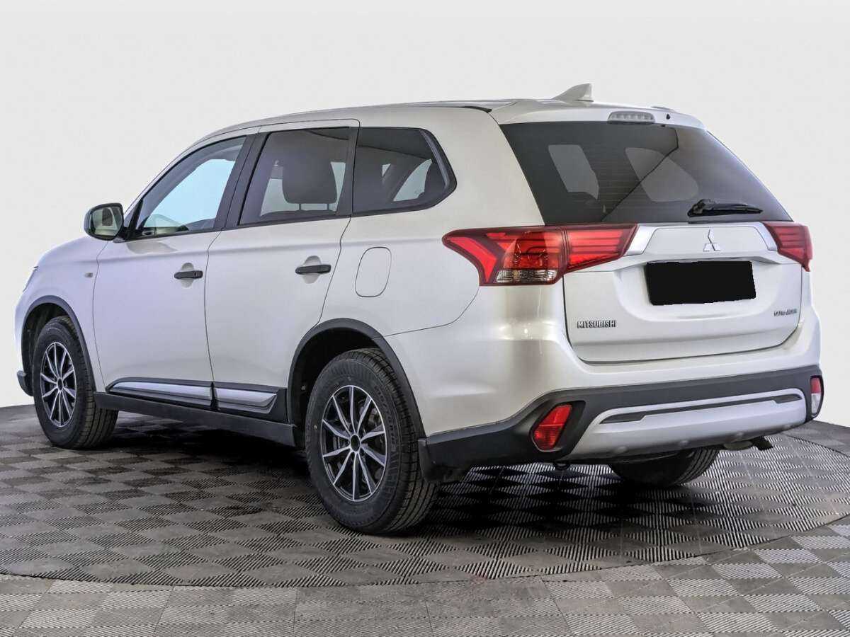 Купить Mitsubishi Outlander с пробегом. Фото: #6