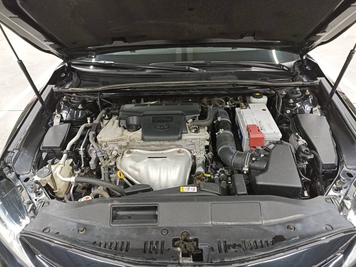 Купить Toyota Camry с пробегом. Фото: #8