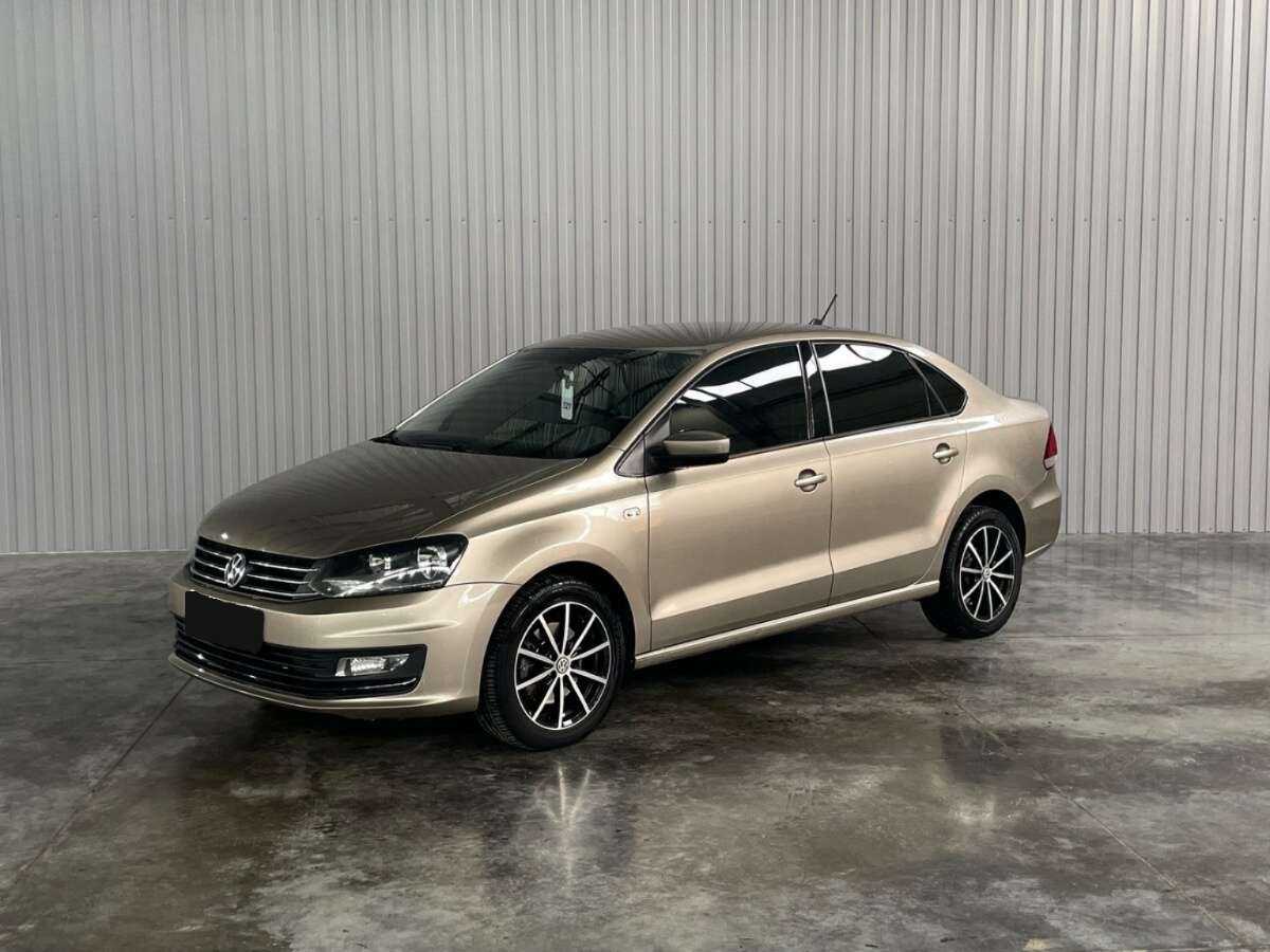 Купить Volkswagen Polo с пробегом. Фото: #0