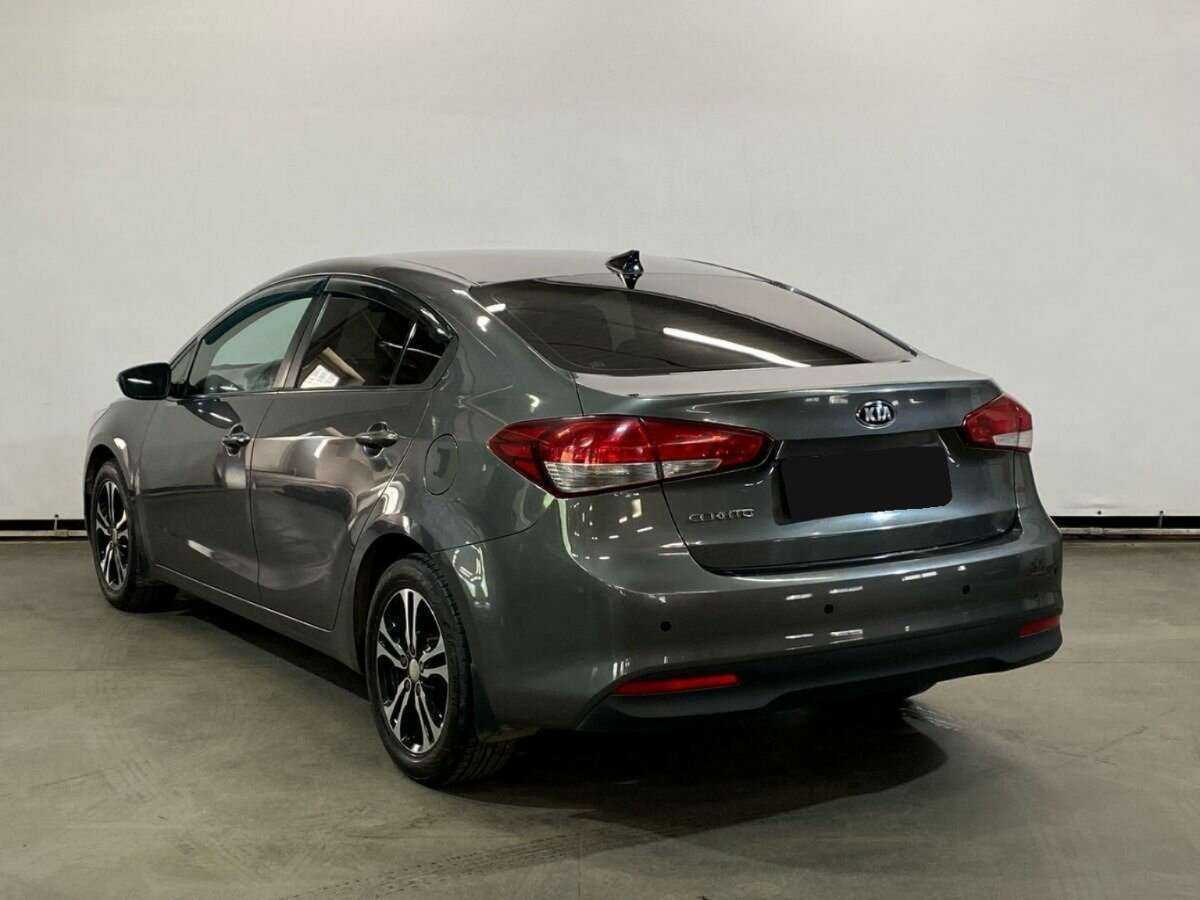 Купить Kia Cerato с пробегом. Фото: #6