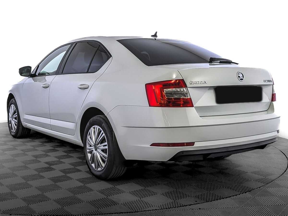 Купить Skoda Octavia с пробегом. Фото: #6