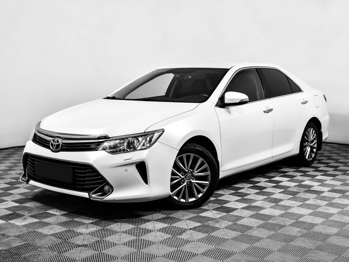 Купить Toyota Camry с пробегом. Фото: #0
