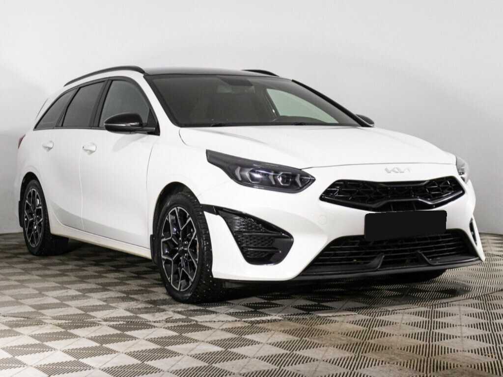 Купить Kia Ceed с пробегом. Фото: #2